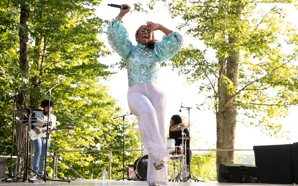 Brinae Ali; Jamie Kraus photo