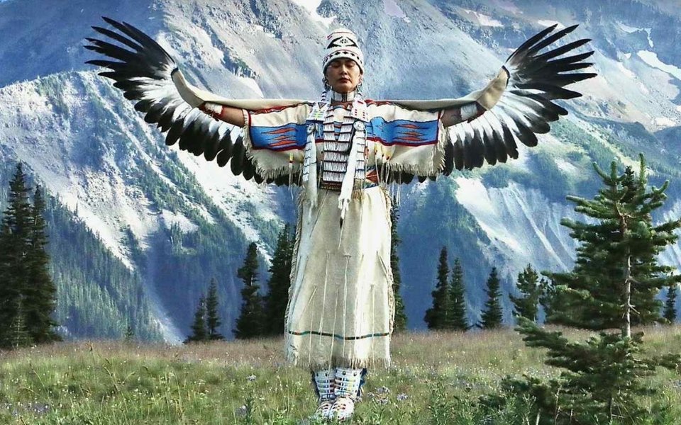 Acosia Red Elk; photo courtesy of artist