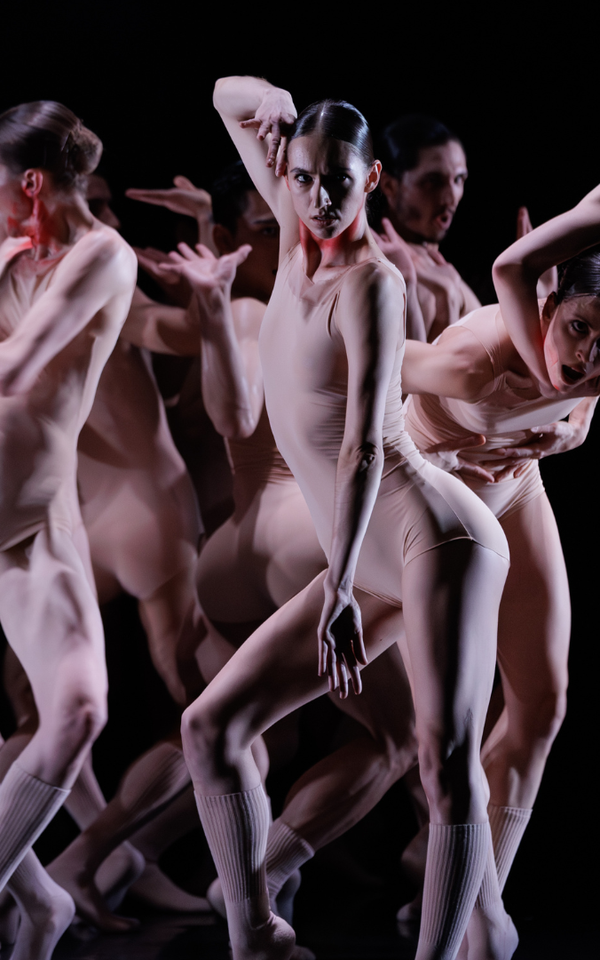 Gauthier Dance in Alone; Jeanette Bak photo