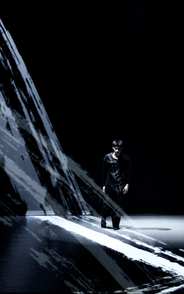 Huang Yi's "Ink;" Summer Yen photo