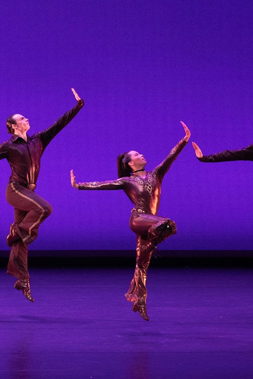 Hubbard Street Dance Chicago; KT Miller Photography photo