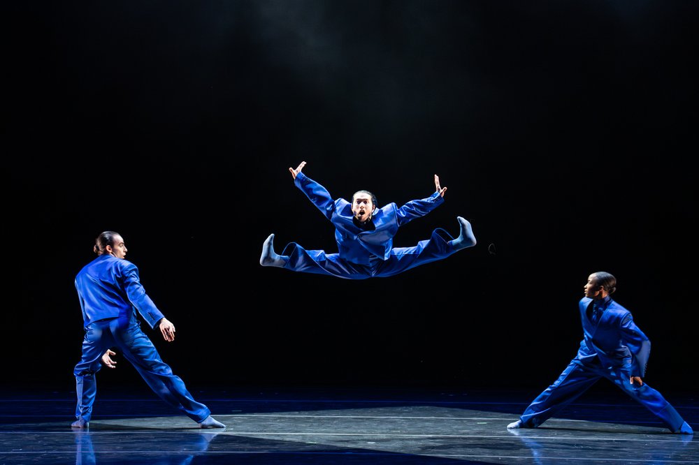 Hubbard Street Dance Chicago; Michelle Reid photo