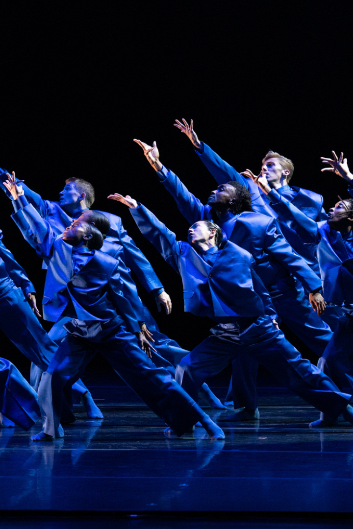 Hubbard Street Dance Chicago; Michelle Reid photo