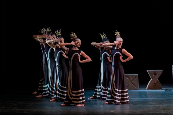 Martha Graham Dance Company in "Night Journey;" Luis Luque photo