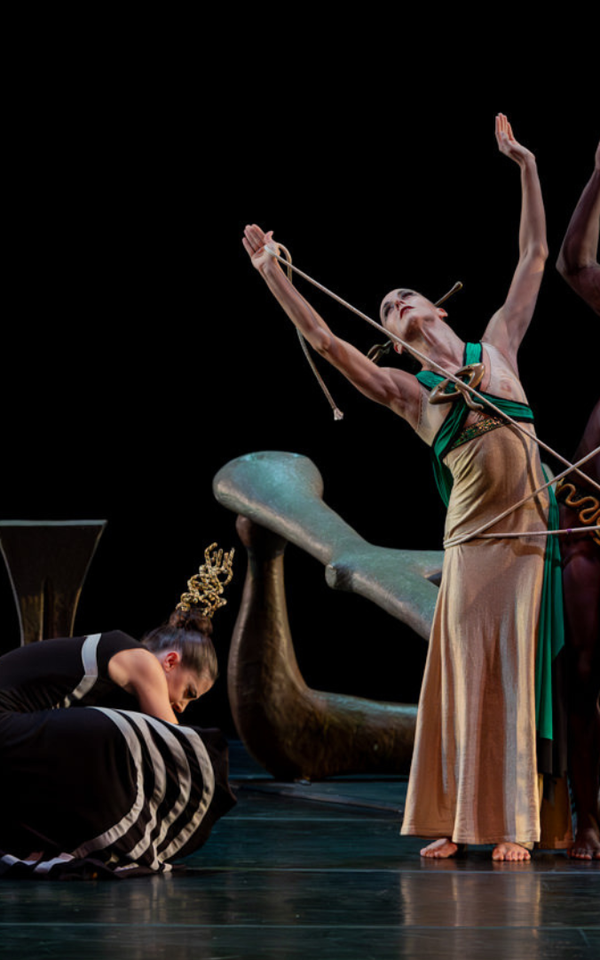 Martha Graham Dance Company in "Night Journey;" Luis Luque photo