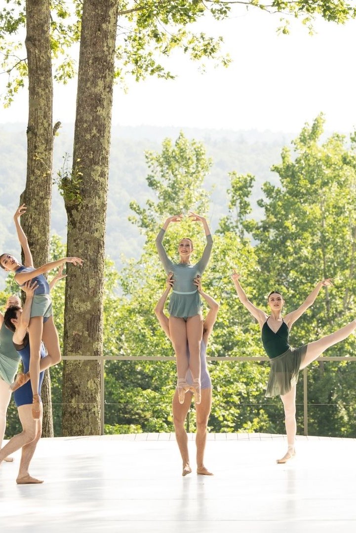 The School at Jacob's Pillow 2025 Contemporary Ballet Performance Ensemble; Jamie Kraus photo